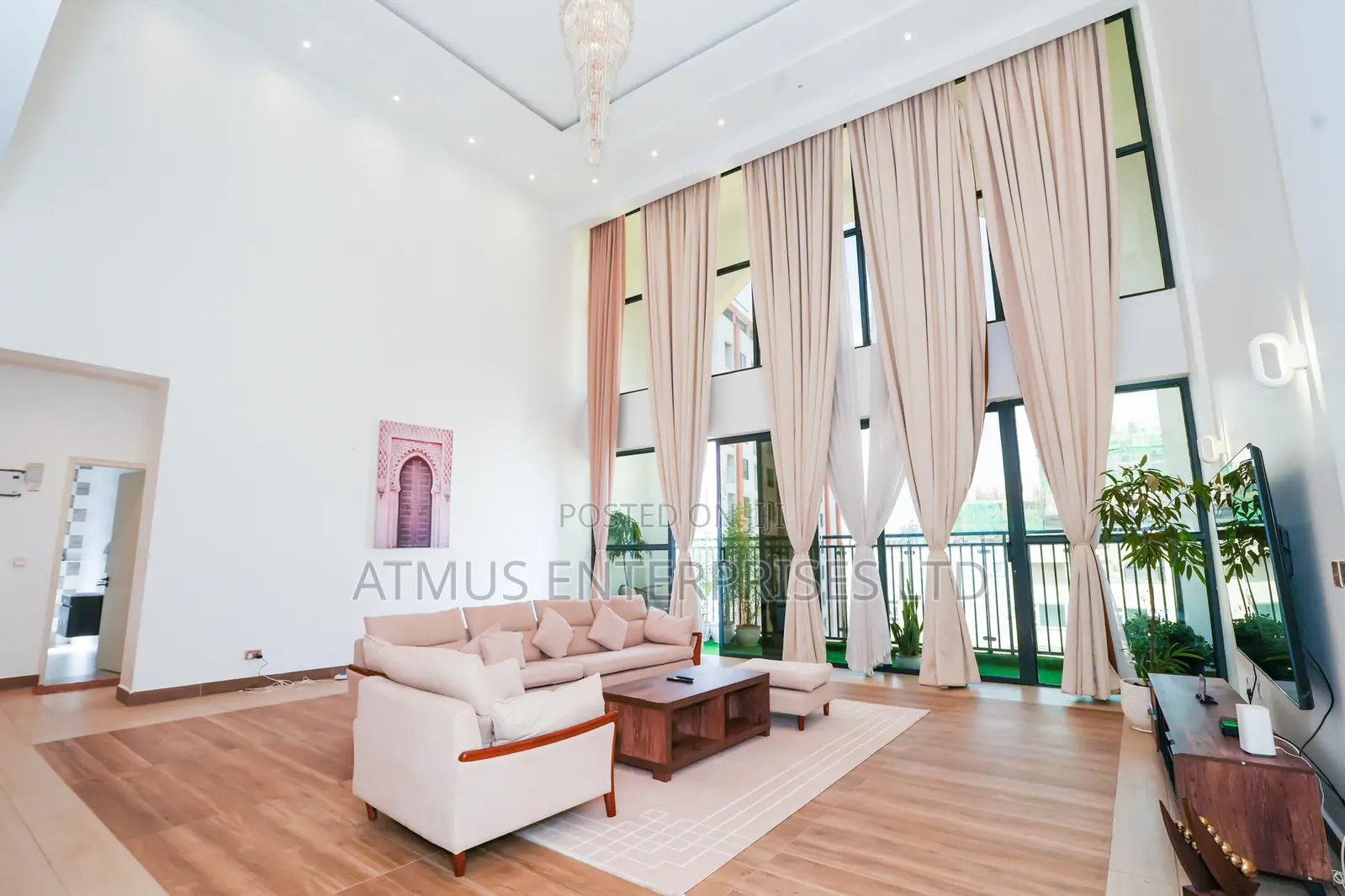 6bdrm Penthouse in Parklands/Highridge for sale