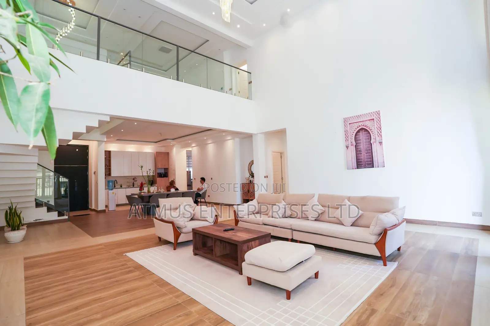 6bdrm Penthouse in Parklands/Highridge for sale
