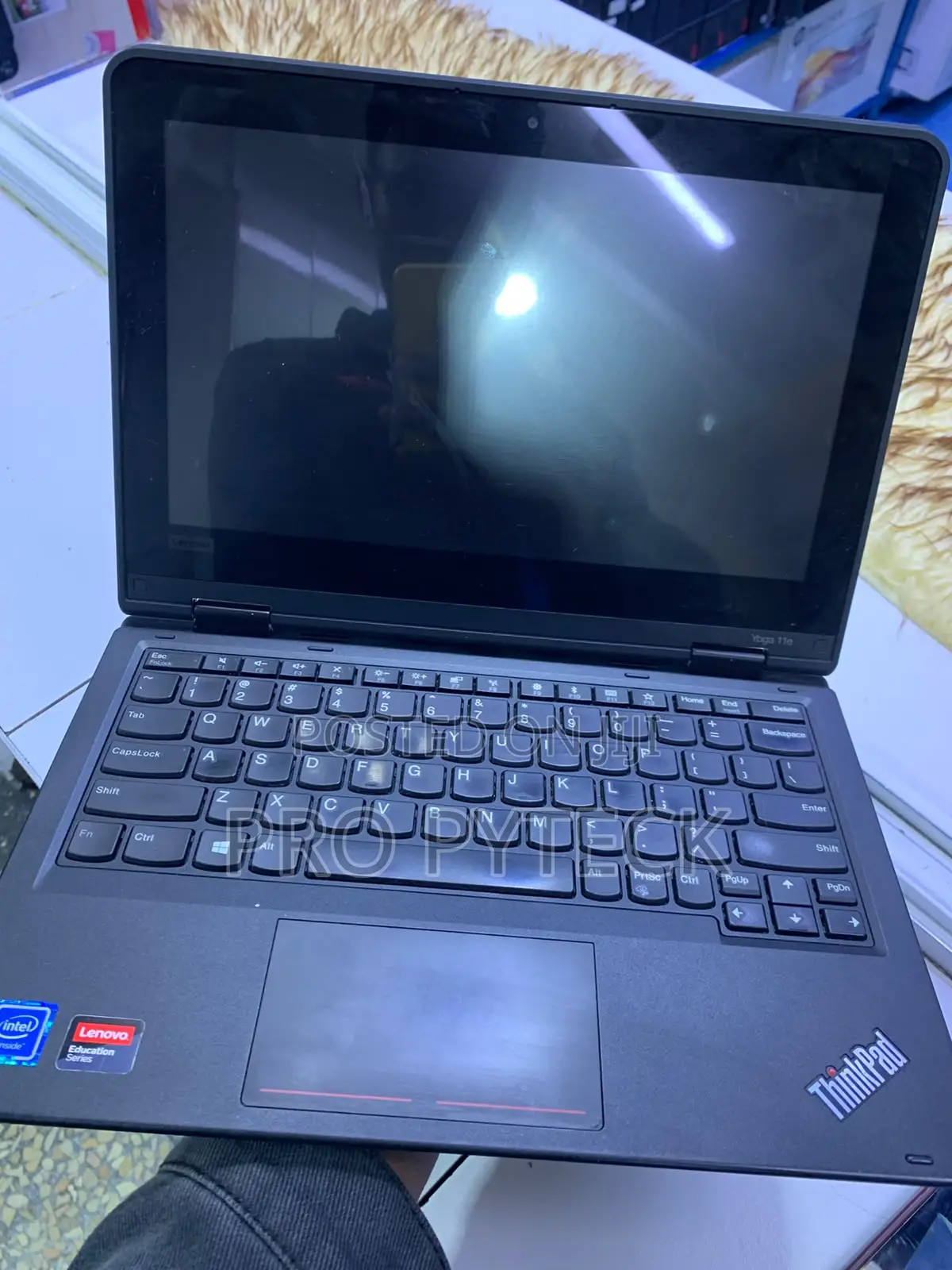 Laptop Lenovo Yoga 11e 8GB Intel SSD 256GB
