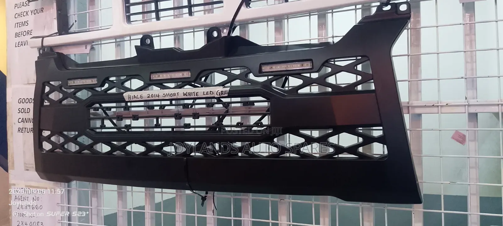 Hiace 7l 2014 Low Roof Aftermarket Grille With Led Lights