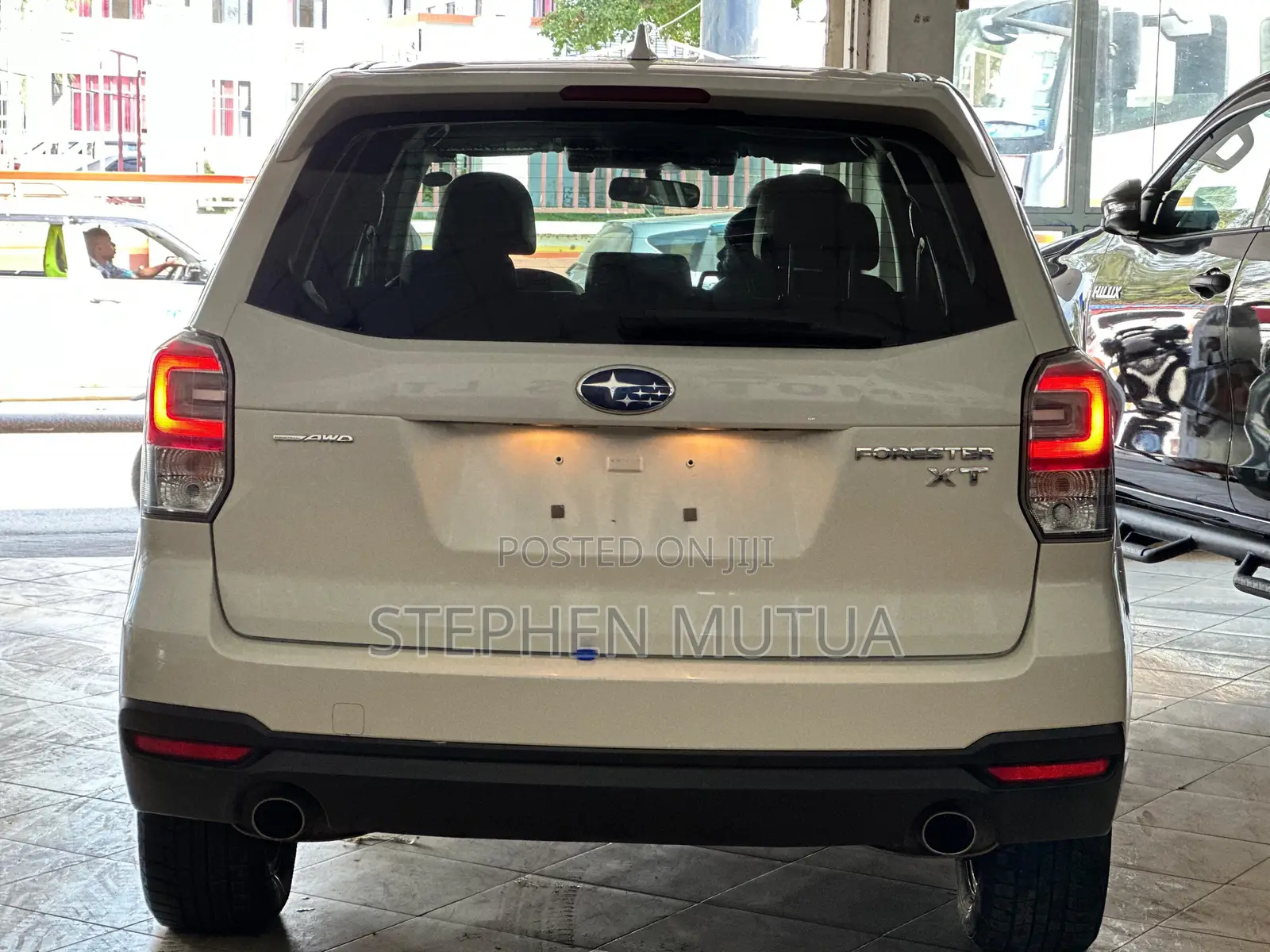 Subaru Forester 2.0XT Touring AWD 2018 White