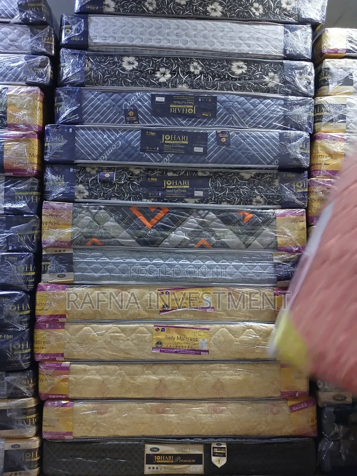 6x6×8 at 9999Fiber Mattresses (JOHARI & SISILY)