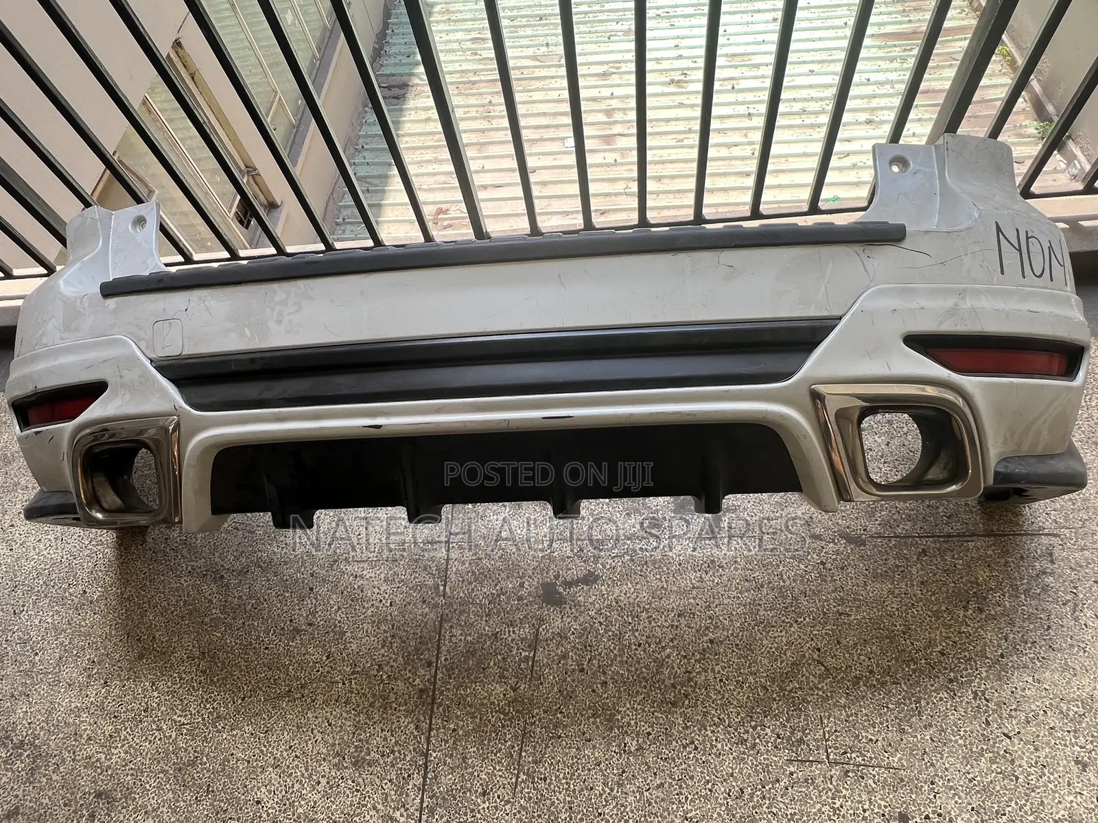 Subaru Forester SJG Kitted Rear Bumper