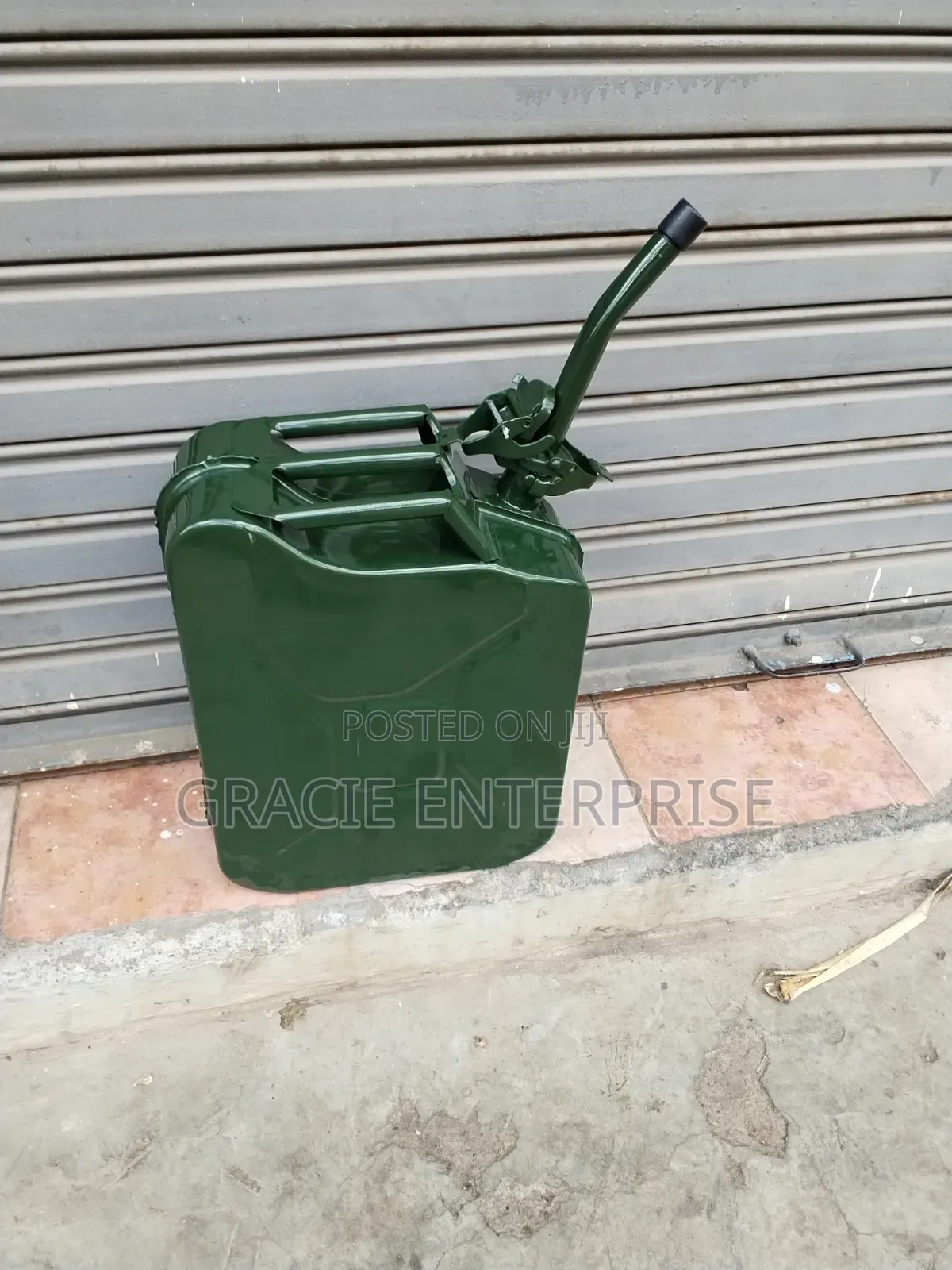 Fuel Jerry, Metallic Fuel Jerrycan With Nozzle Sprout