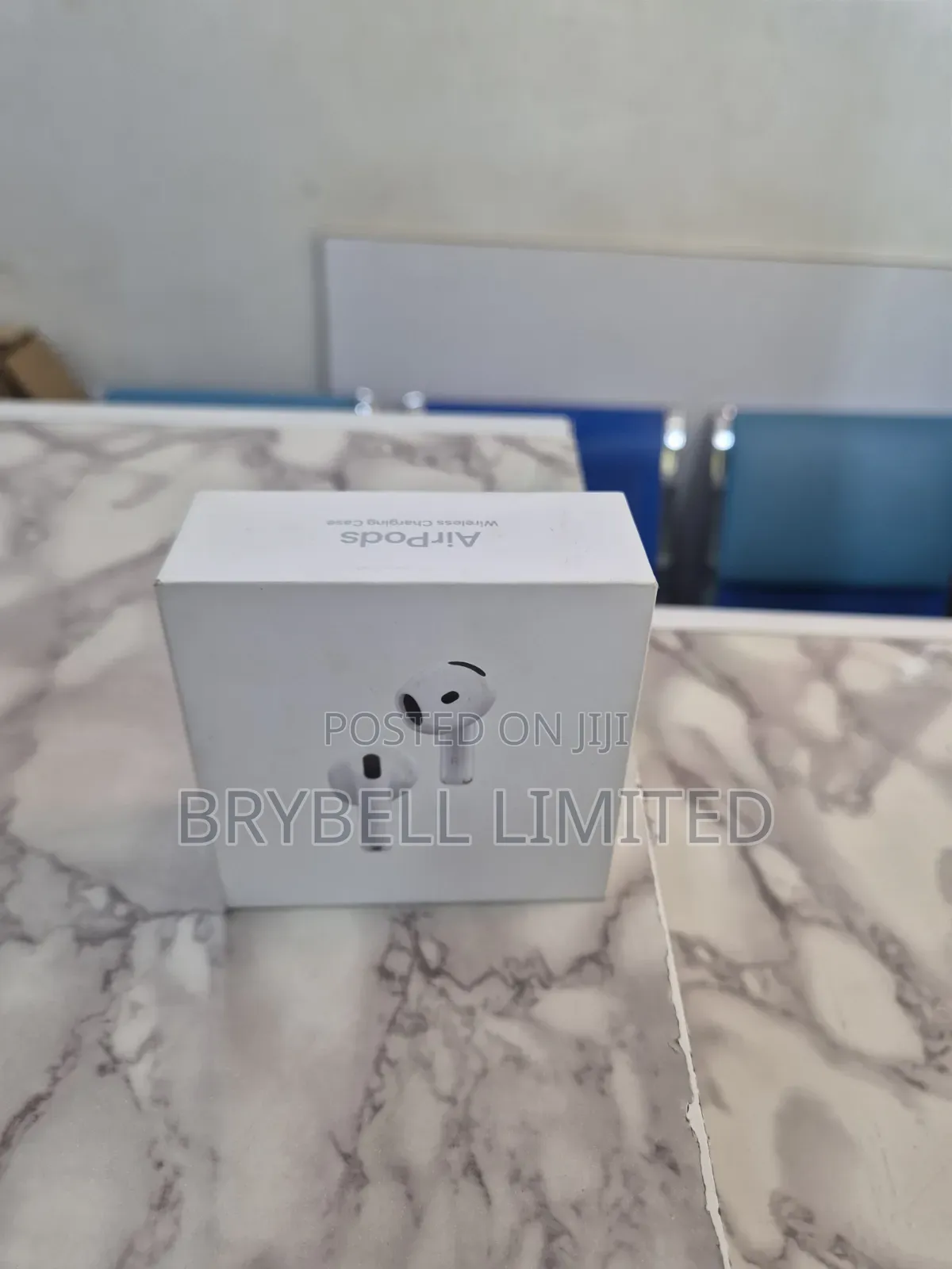 Brand New Sealed Apple Airpods 5 Wthite