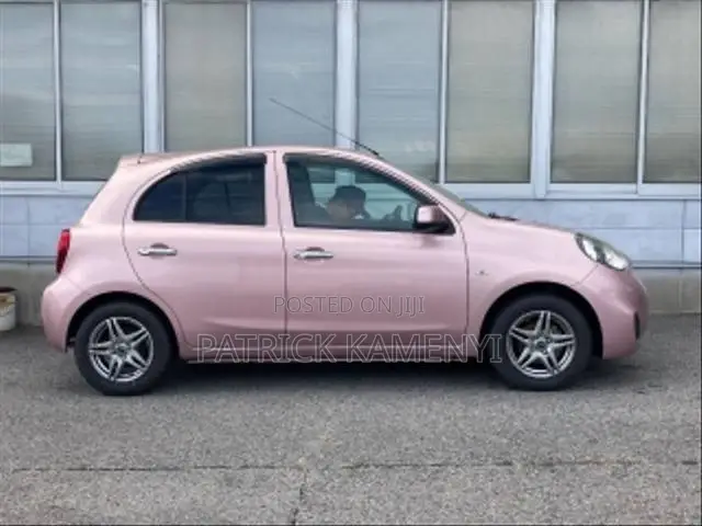 Nissan March 1.2 FWD 2019 Pink