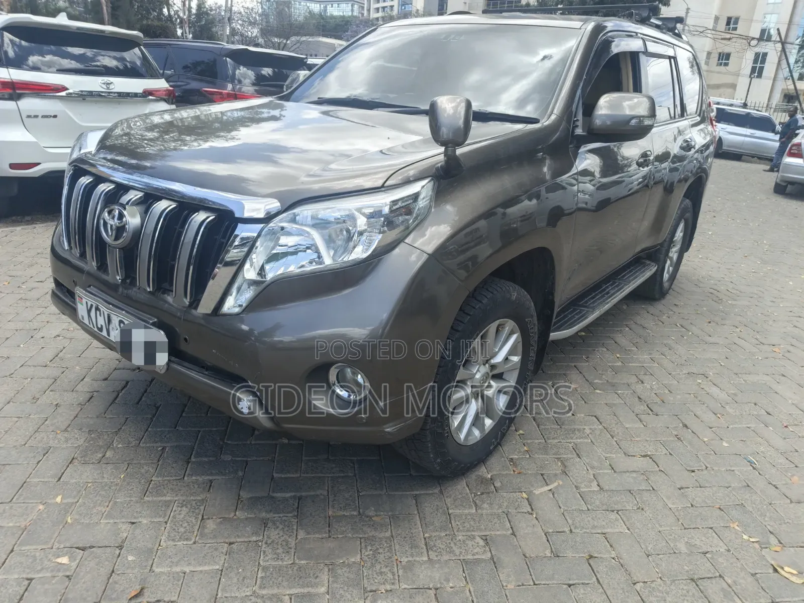 Toyota Land Cruiser 2014 Gray