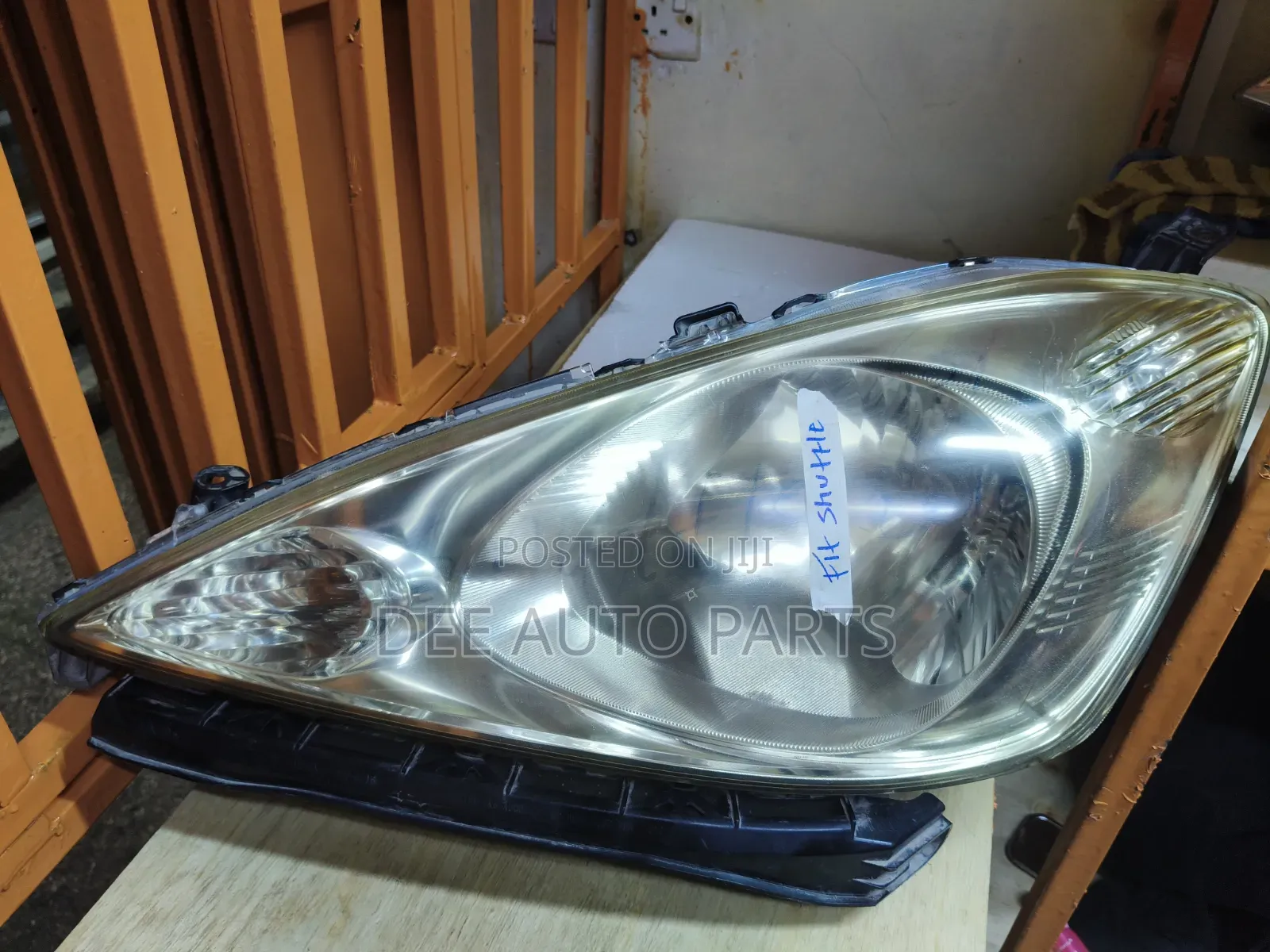 Honda Fit/Shuttle 2012 Headlight