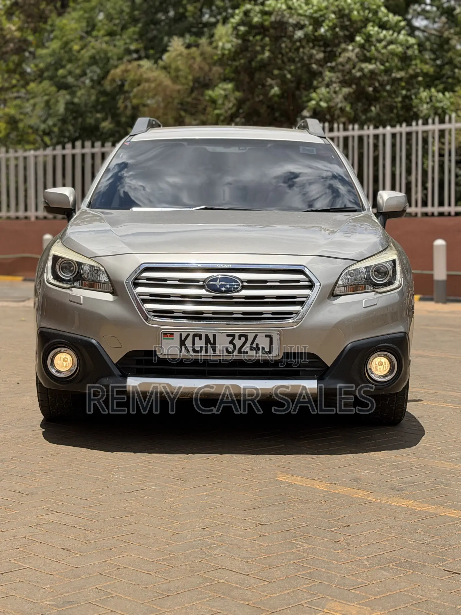 Subaru Outback 2015 Silver