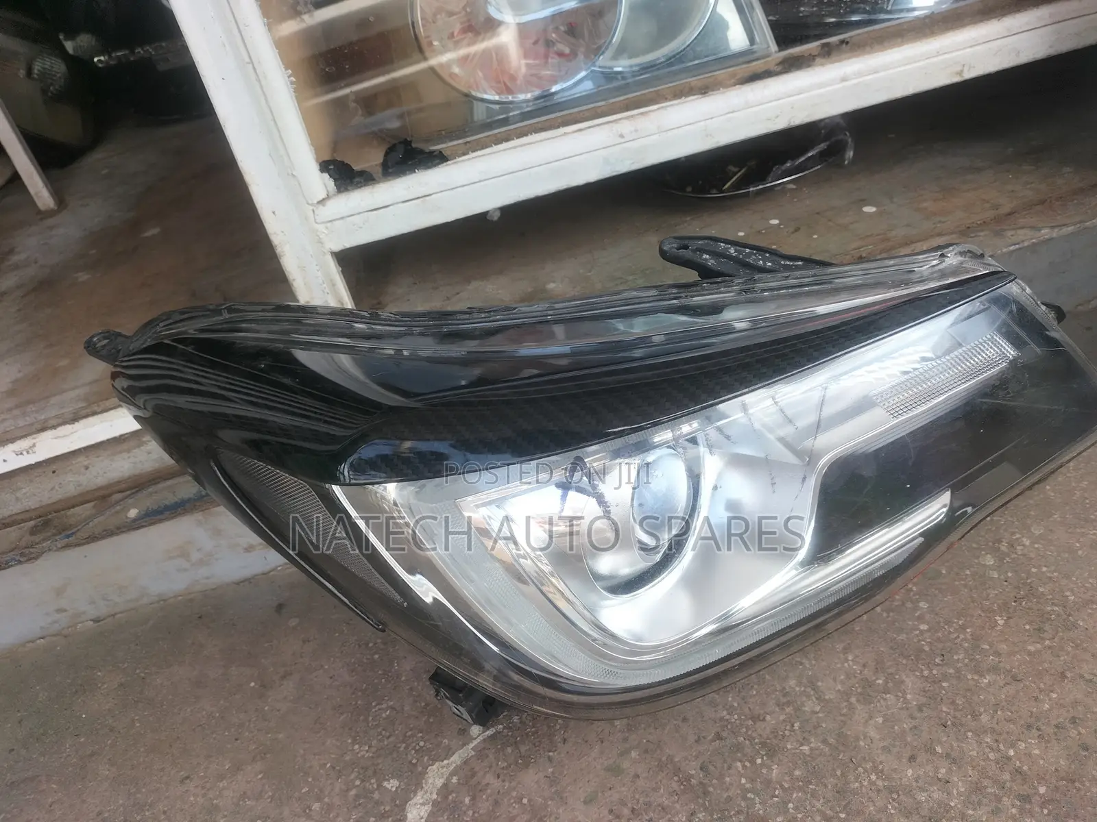Subaru Forester SJG Headlight (8V)