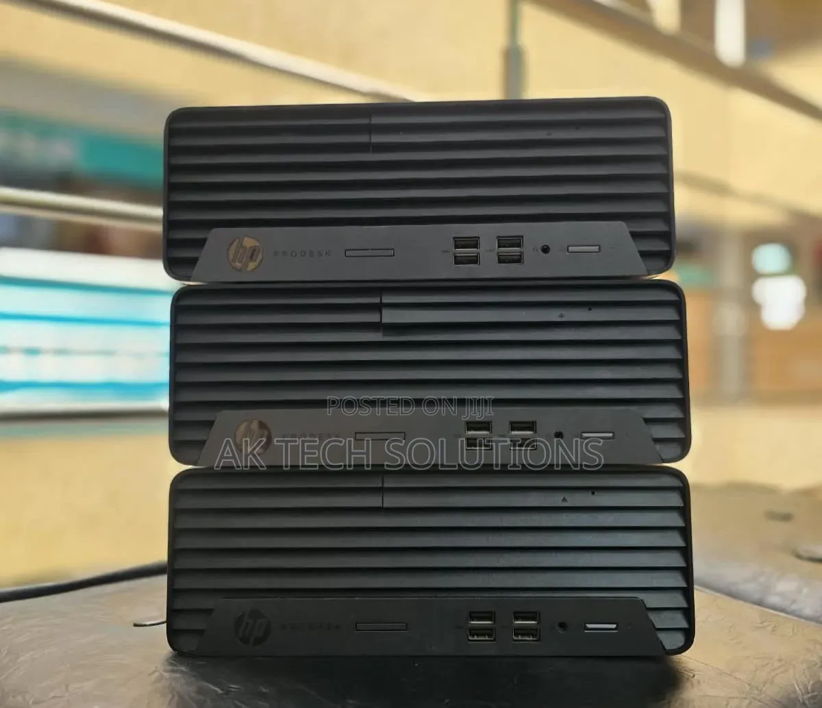 Desktop Computer HP 8GB AMD Ryzen 5 SSD 256GB