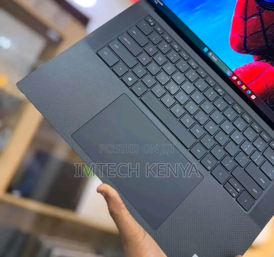 Laptop Dell Precision 5550 16GB Intel Core i7 SSD 512GB