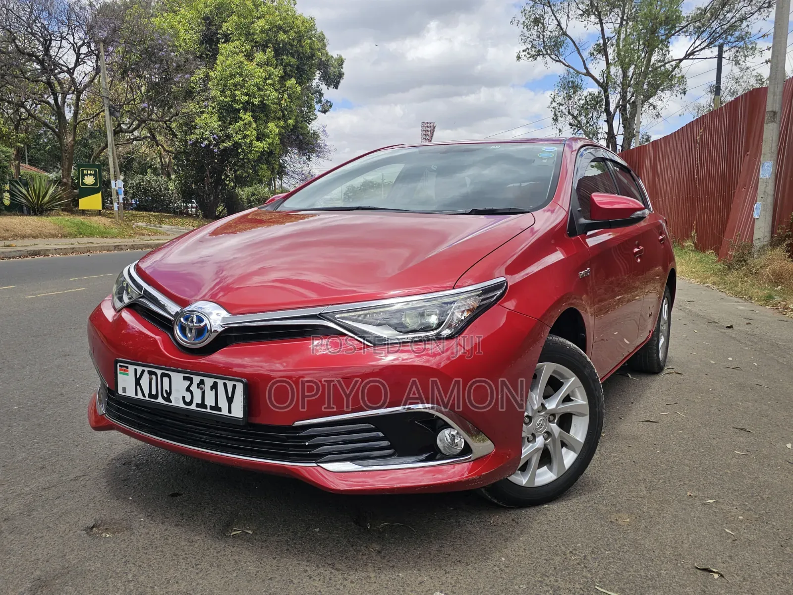 Toyota Auris 2017 Red