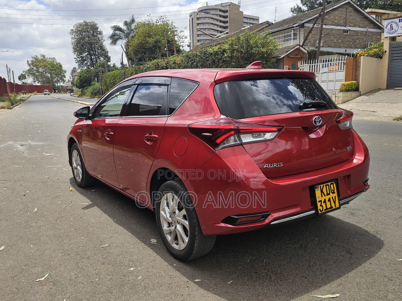 Toyota Auris 2017 Red