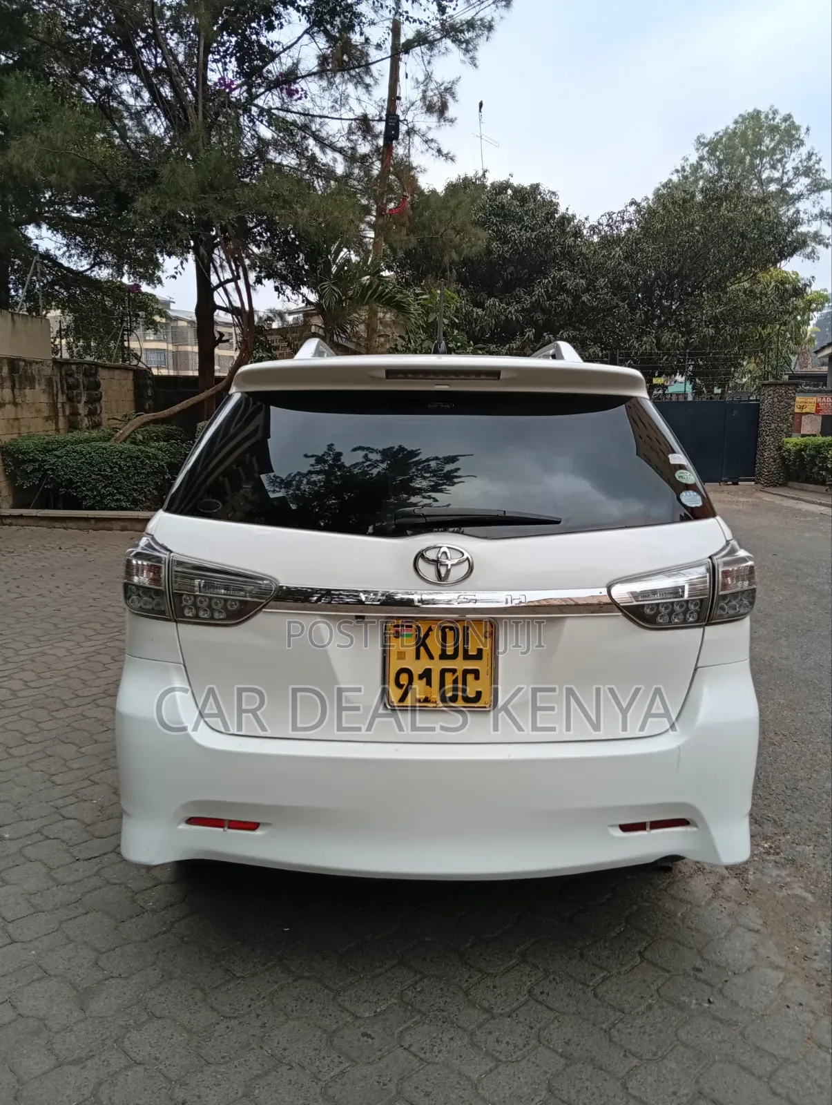 Toyota Wish 2016 White