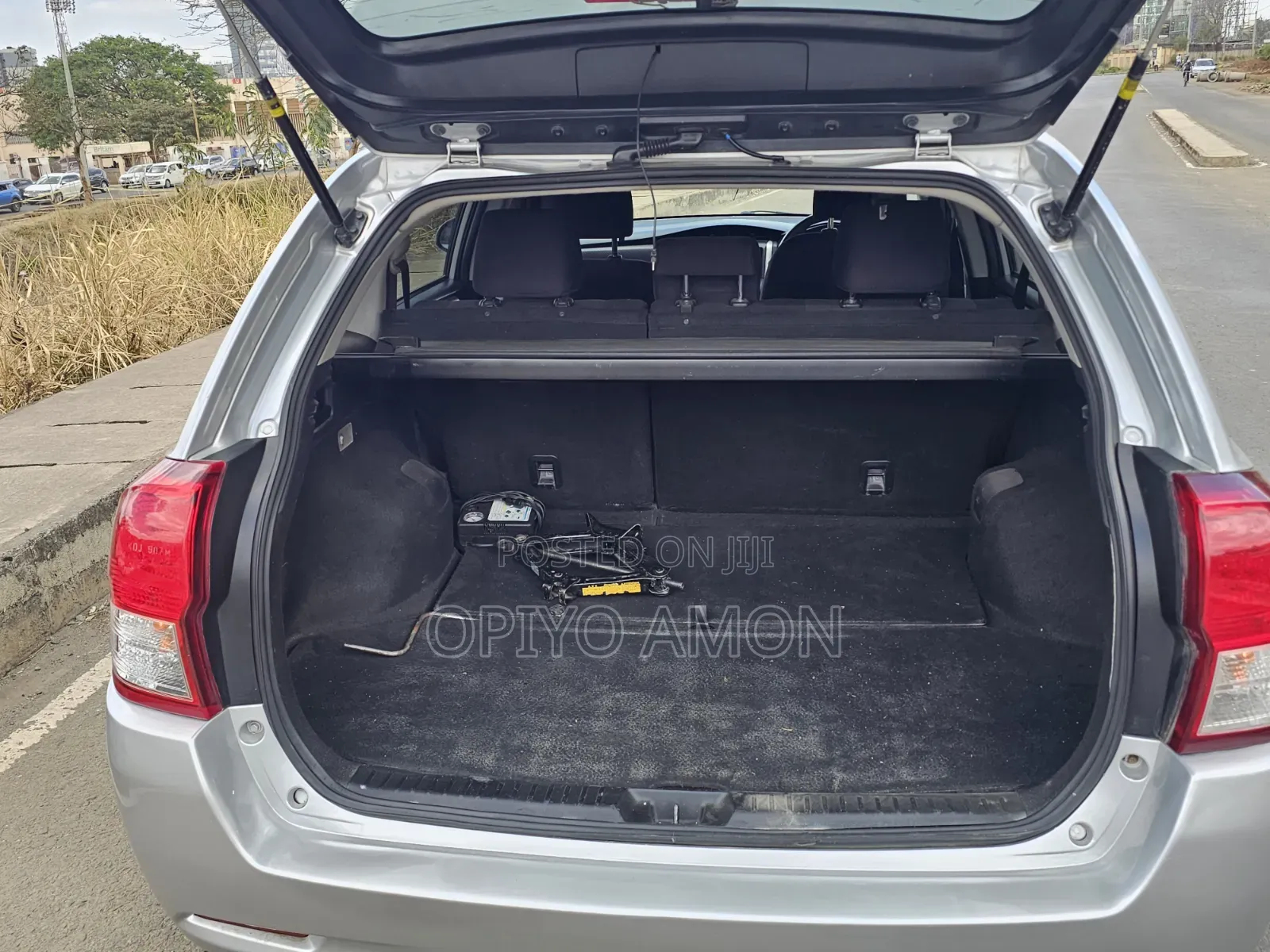 Toyota Corolla Fielder 2016 Silver