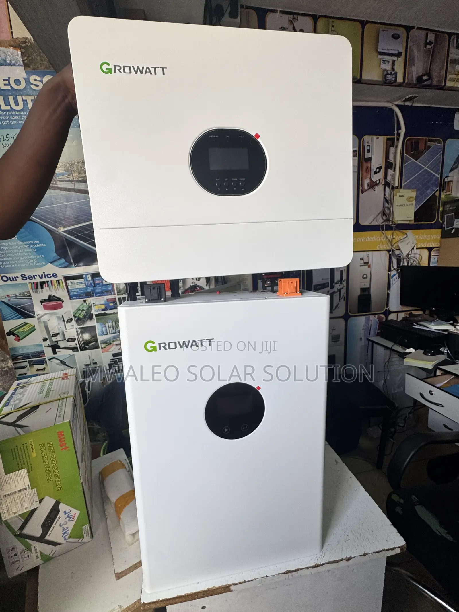 Growatt 6000W 48VDC & LiFePO4 Battery 51.2V 100Ah 5.12KWh