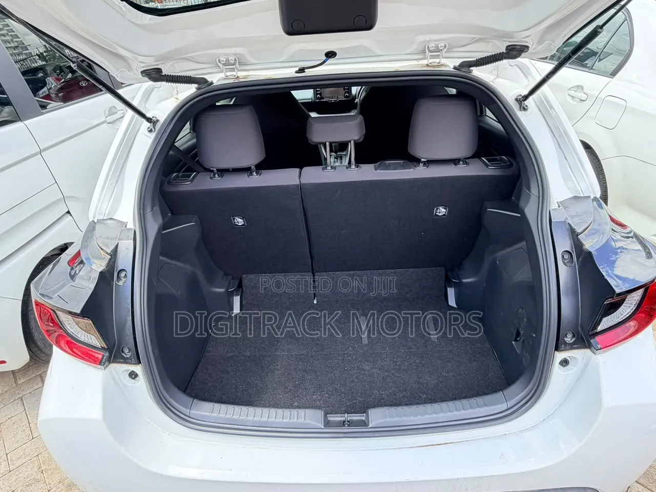 Toyota Yaris 2020 White