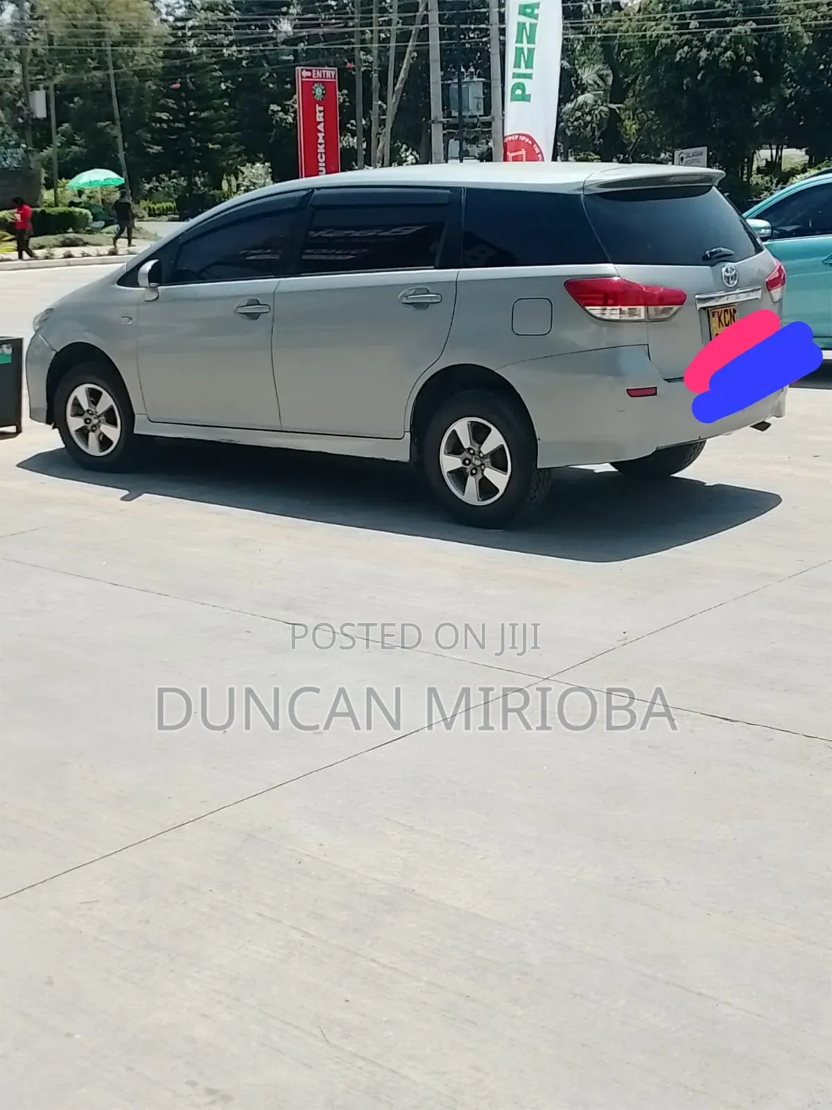 Toyota Wish 2010 Silver