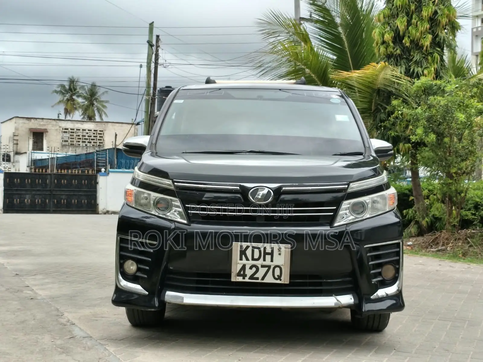 Toyota Voxy 2015 Black