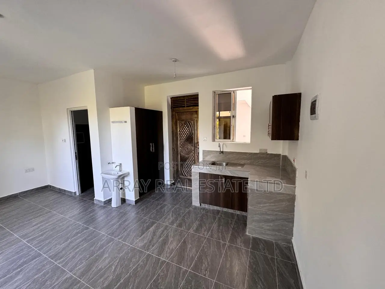1bdrm Apartment in Mtwapa Pride for sale