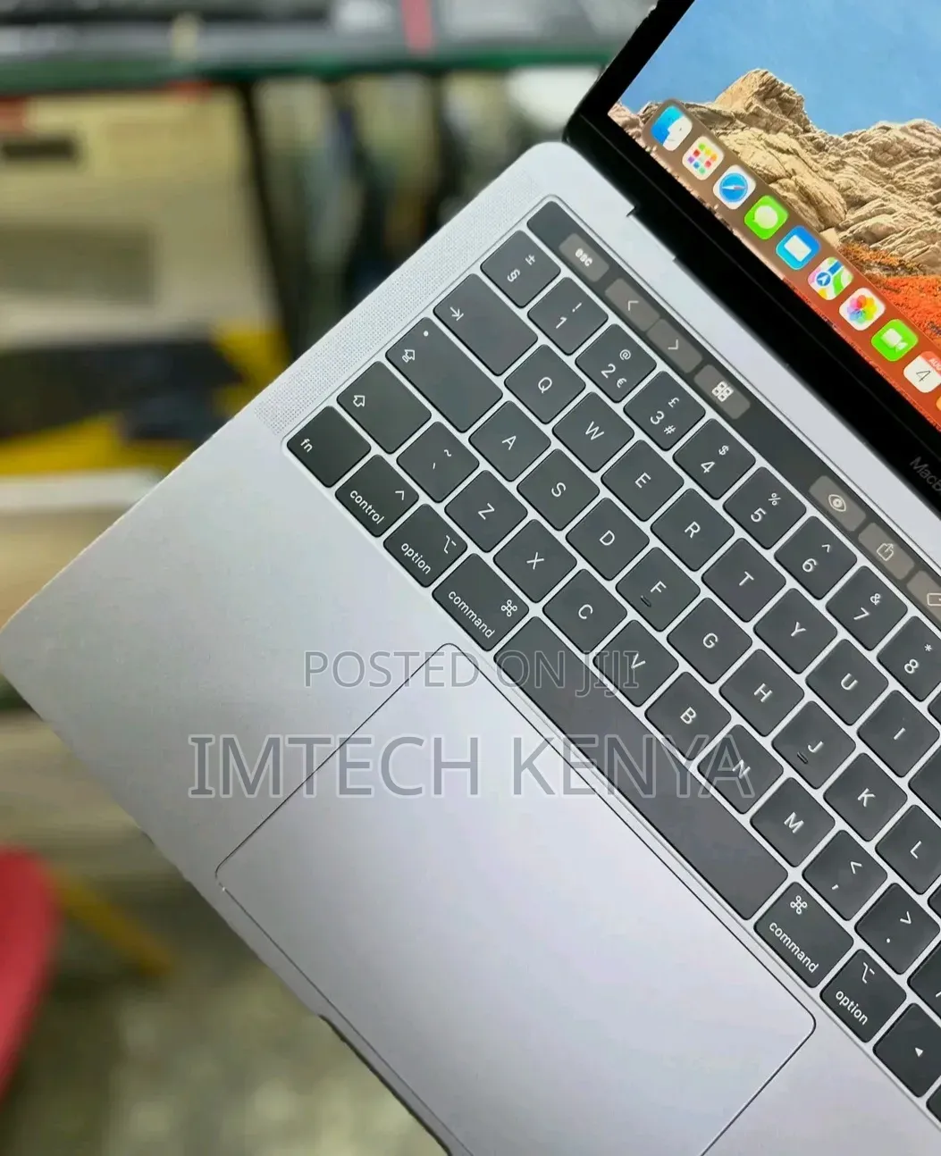 Laptop Apple MacBook Pro 2018 8GB Intel Core i5 SSD 256GB
