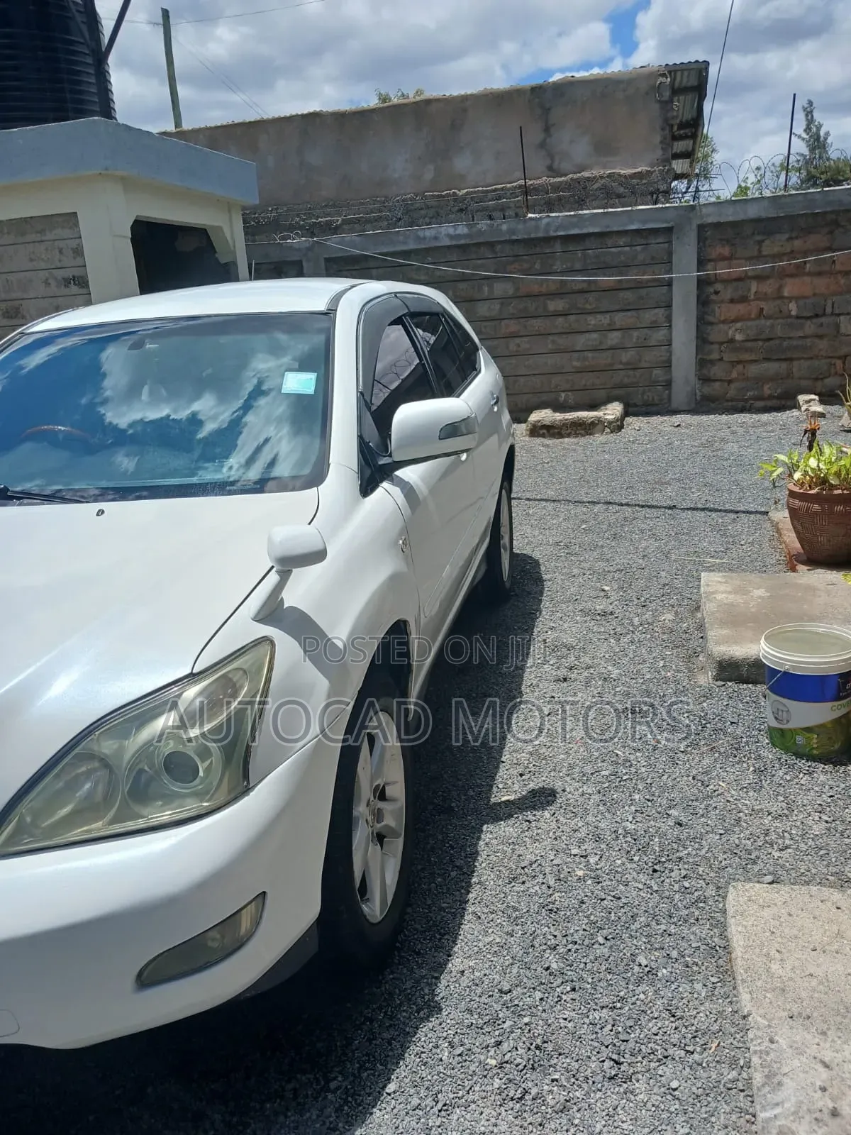 Toyota Harrier 2.4 2011 White