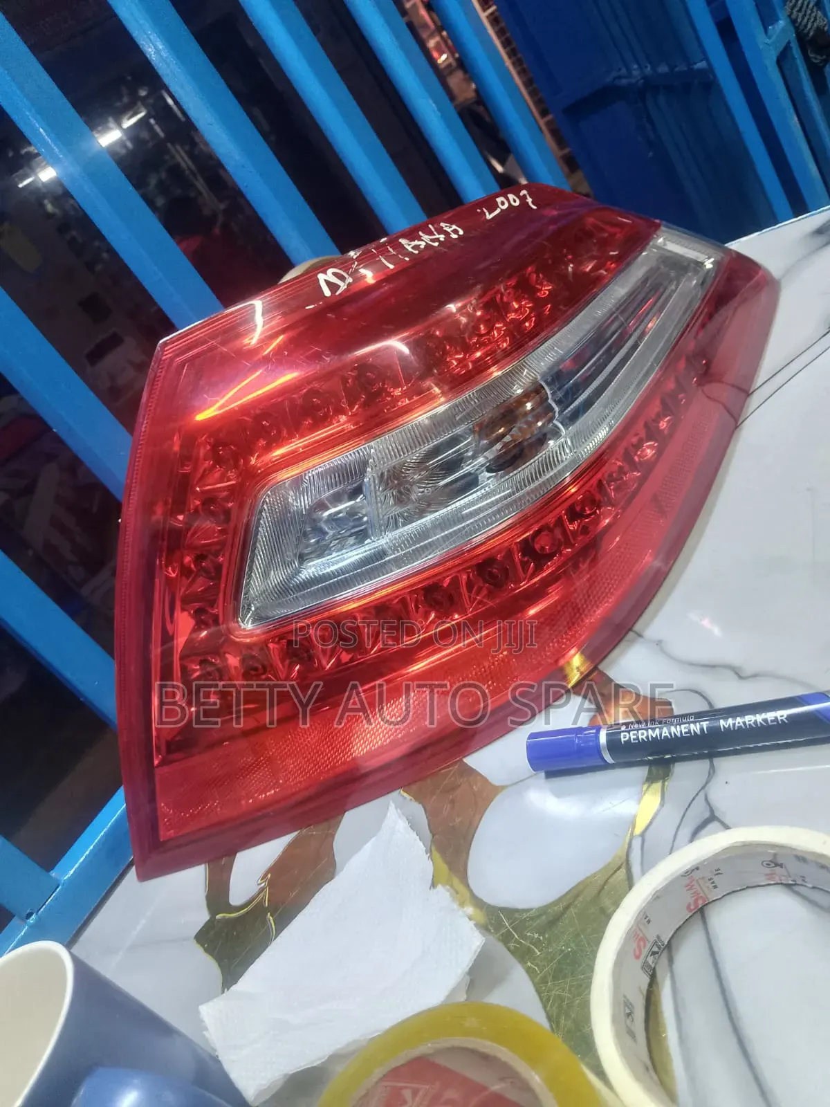 Nissan Teana Backlights