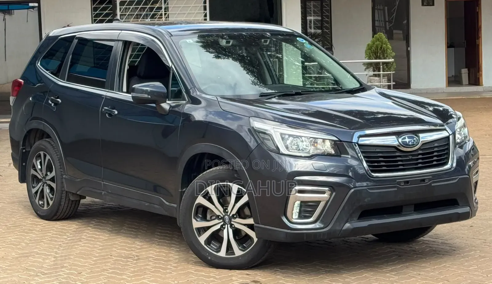 Subaru Forester 2019 Gray