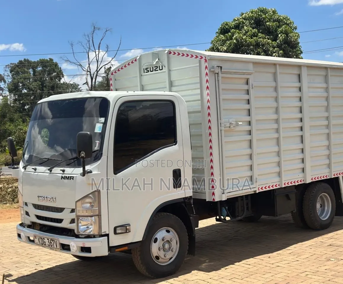 Isuzu NMR Local 2021 White