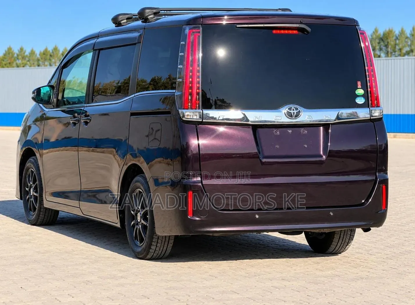 Toyota Noah 2019 Purple