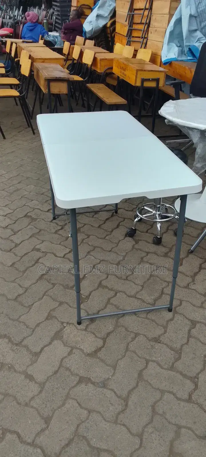 Foldable Table