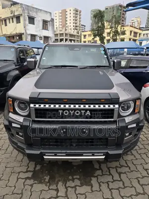 Toyota Land Cruiser Prado 2.7 2024 Silver
