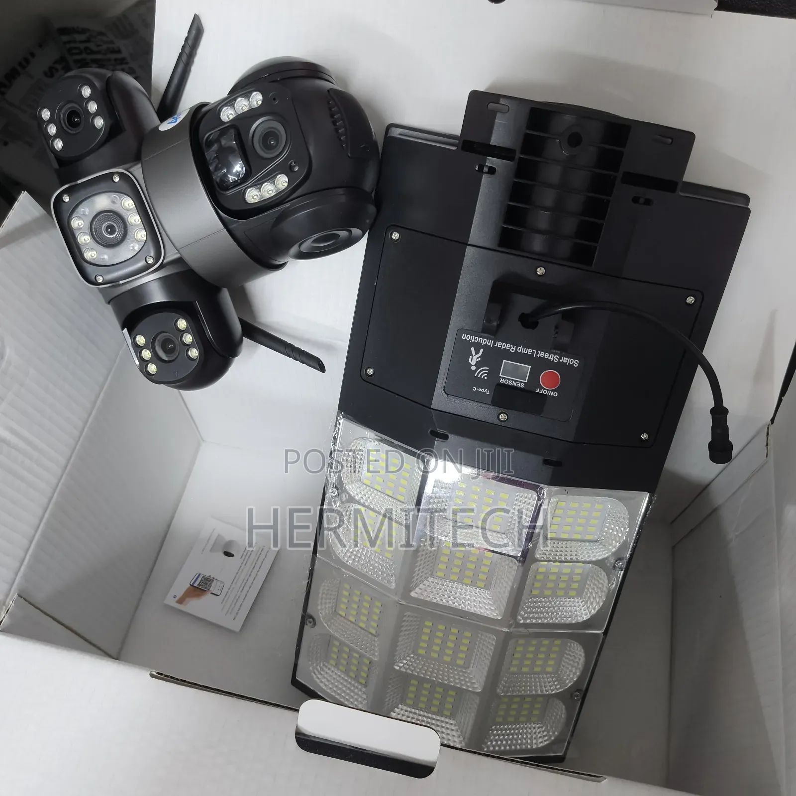 300W 4G Triple-Lens CCTV for Farm and Rural Security