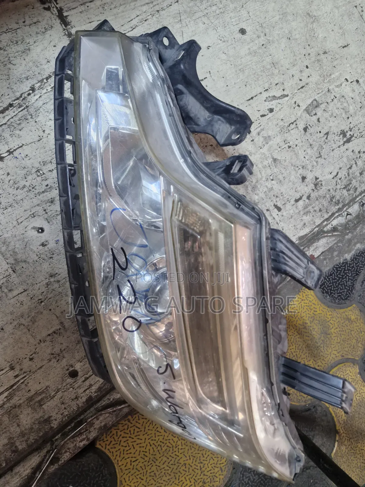 Honda Stepwagon Headlights Xenon