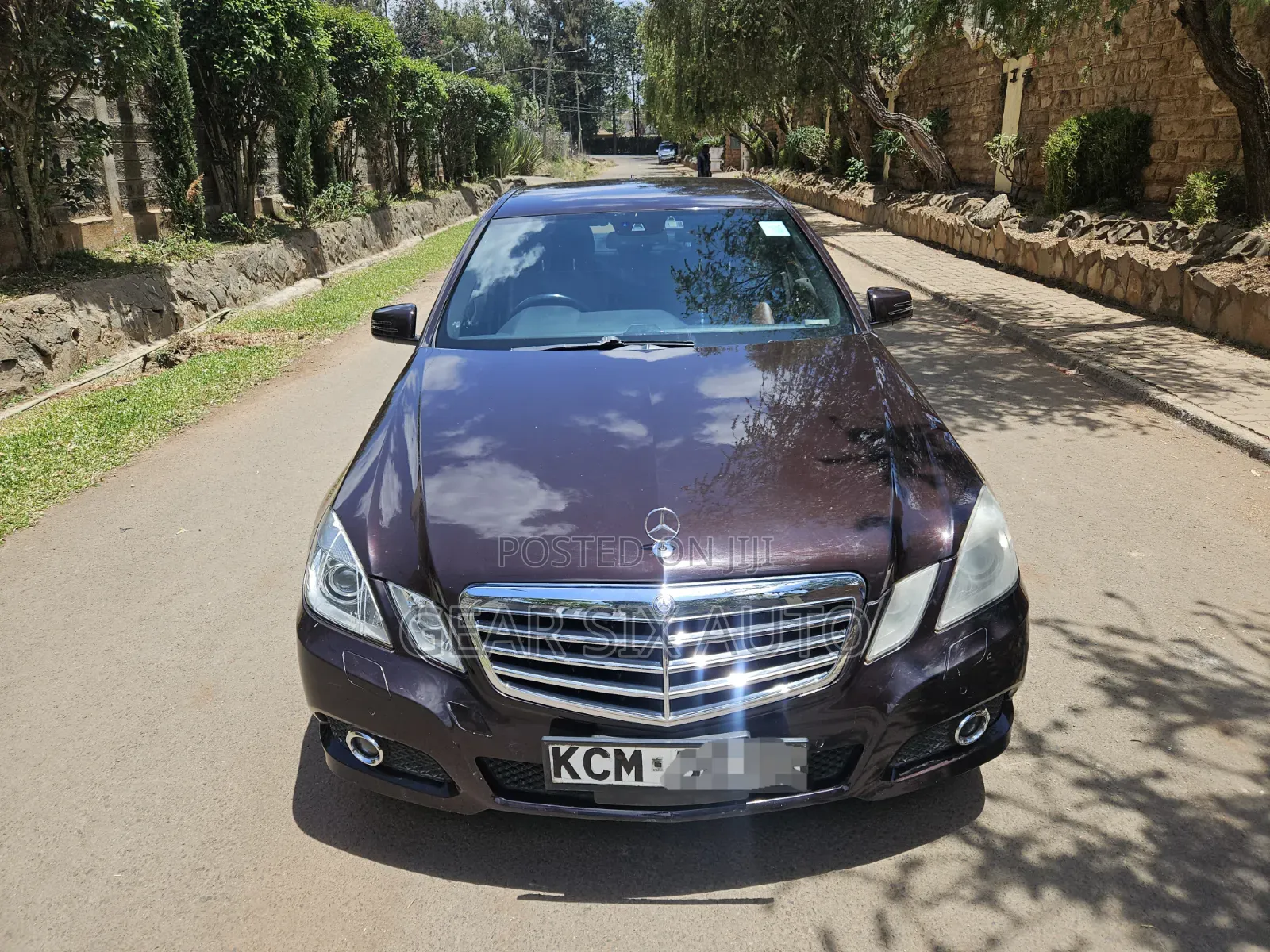 Mercedes-Benz E300 2010 Brown