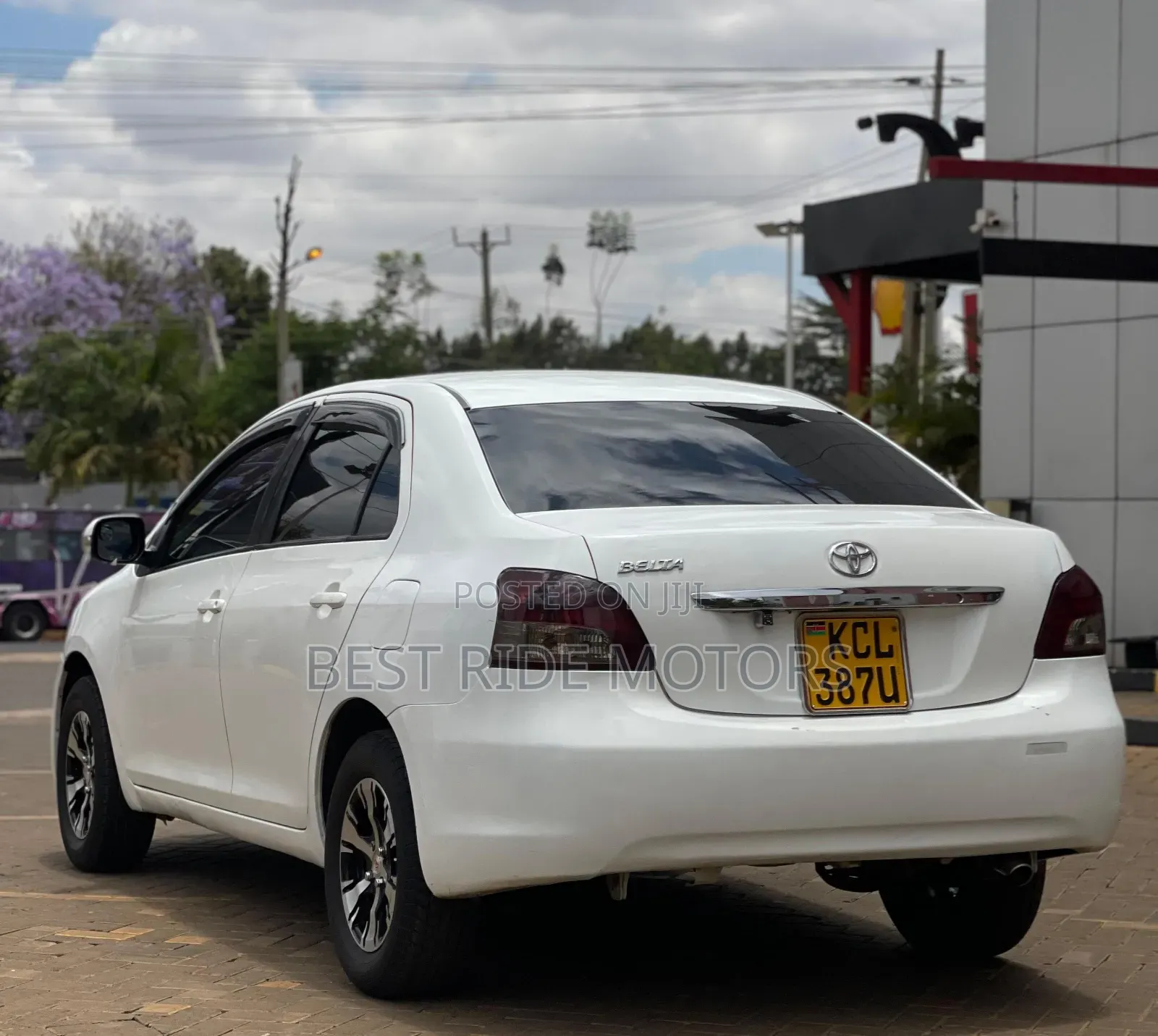 Toyota Belta 2010 White