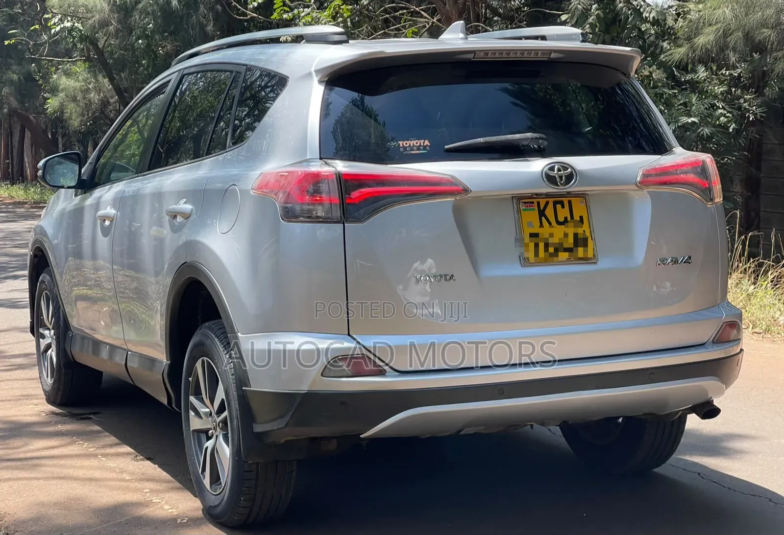 Toyota RAV4 LE AWD (2.5L 4cyl 6A) 2016 Silver