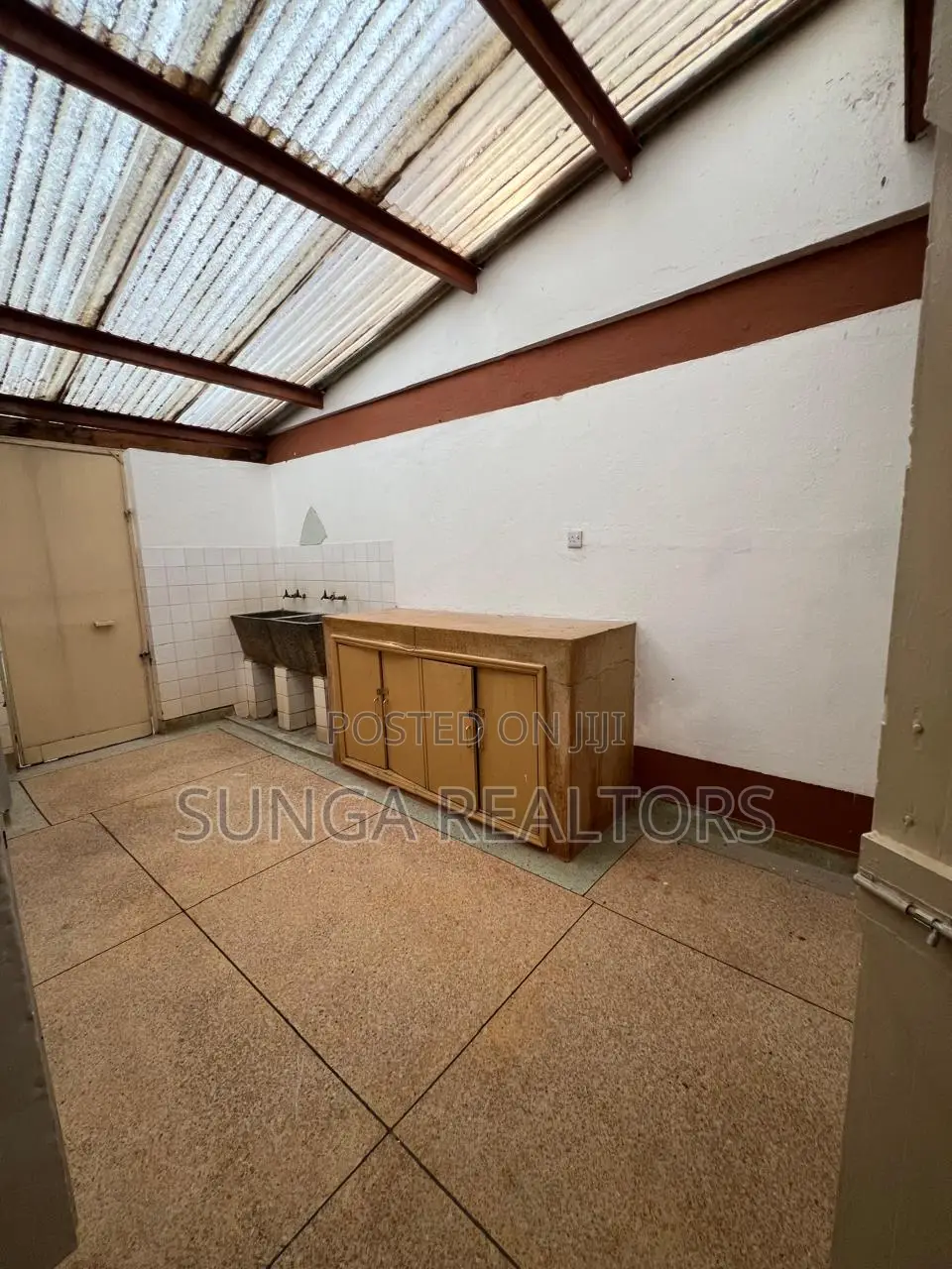 2bdrm Bungalow in Loresho for rent