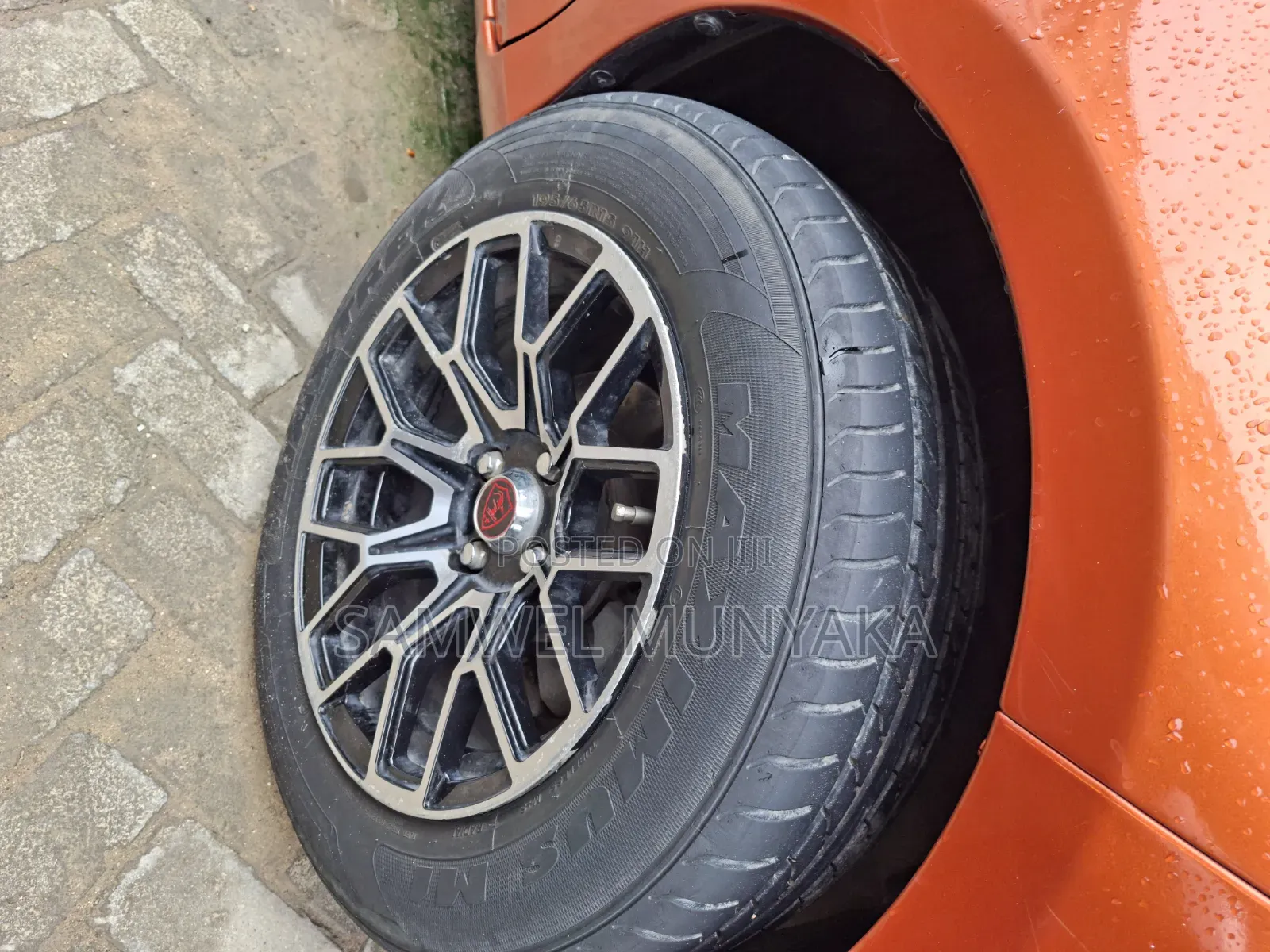 Toyota Vitz 1.3 FWD 3dr 2017 Orange
