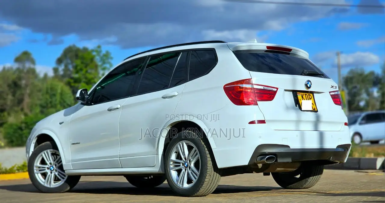 BMW X3 xDrive30i AWD 2018 White