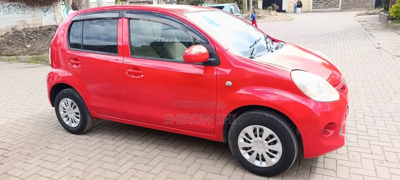 Toyota Passo 2015 Red