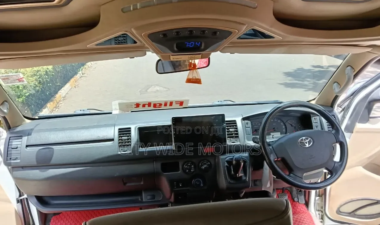 Toyota HiAce 2020 White