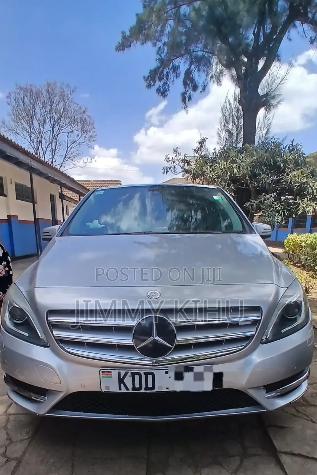 Mercedes-Benz B-Class B180 Petrol 2014 Silver