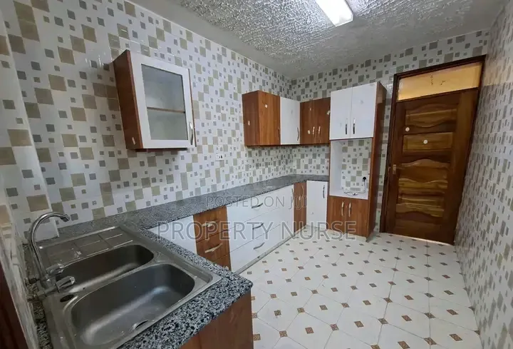 2bdrm Apartment in Gateway Mall Area for rent
