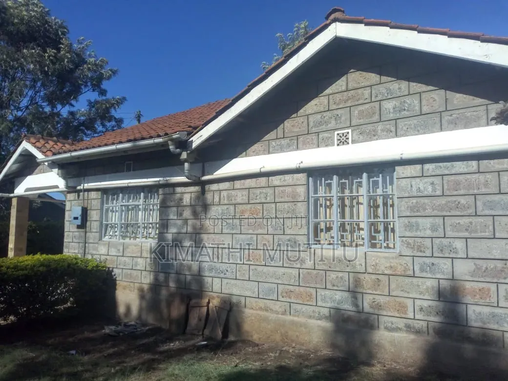 3bdrm Bungalow in Oloika Awesome, Nkoroi for sale