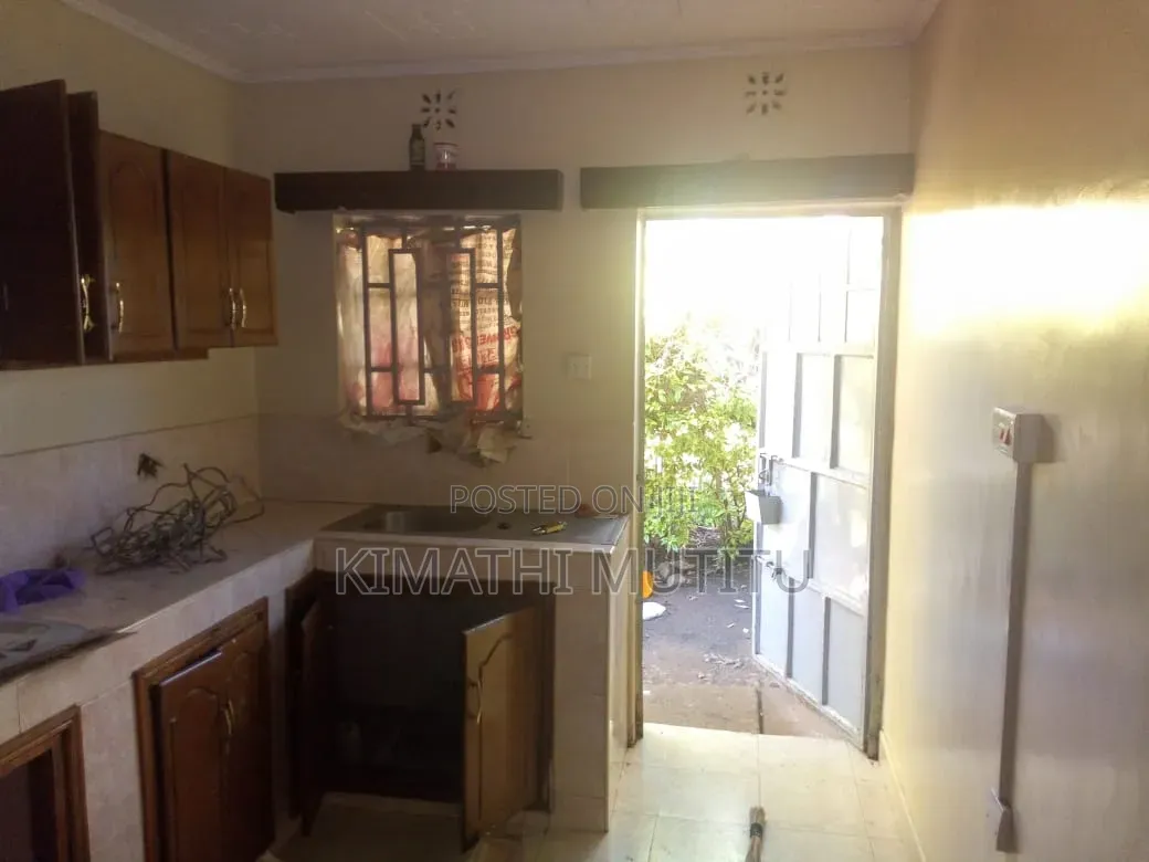 3bdrm Bungalow in Oloika Awesome, Nkoroi for sale
