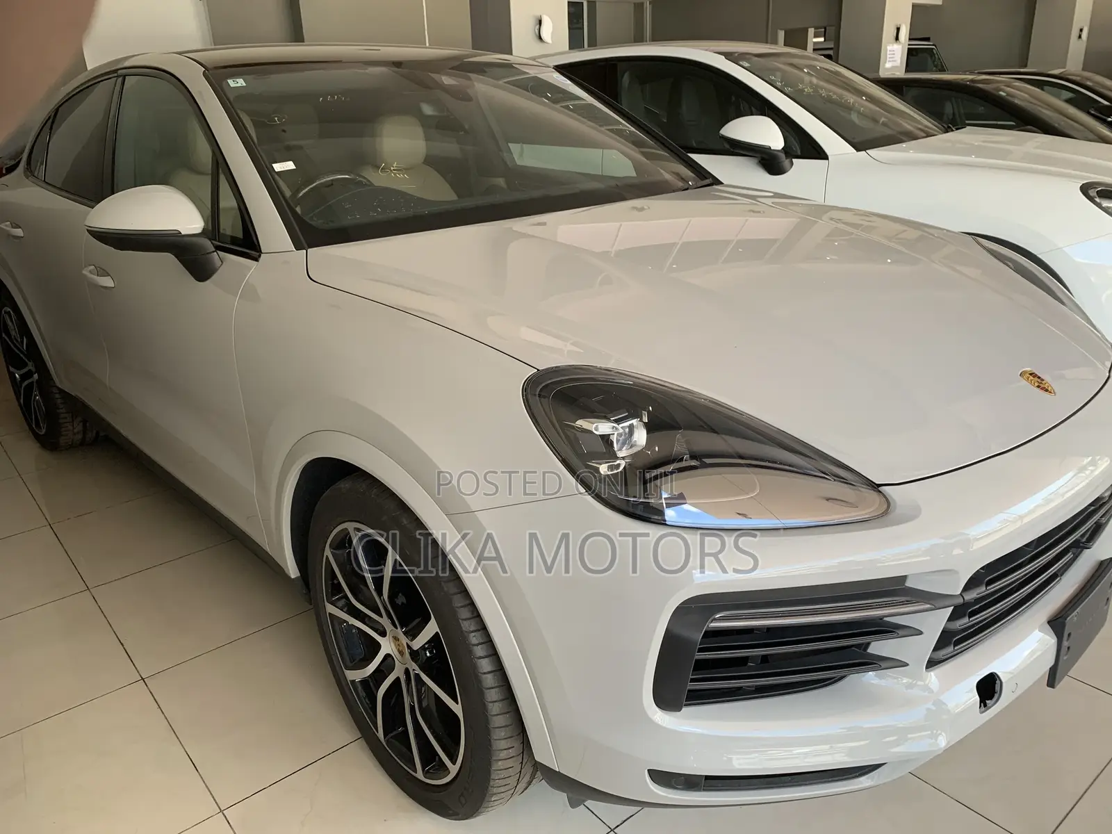 Porsche Cayenne S AWD 2019 Beige