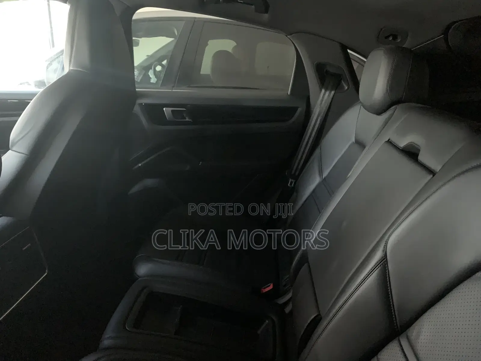 Porsche Cayenne S AWD 2019 Pearl