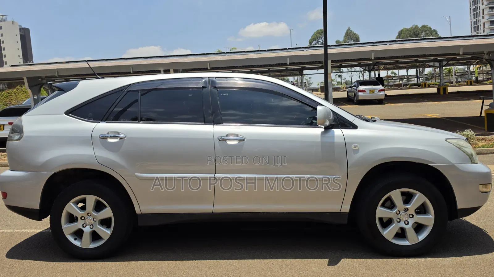 Toyota Harrier 2010